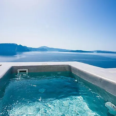 Caldera Horizon Grand Cave Oia, Santorini Private Terrace Outdoor Hot Tub Breathtaking Caldera Views * Οία