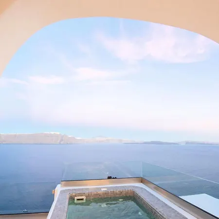 Caldera Horizon Grand Cave Oia, Santorini Private Terrace Outdoor Hot Tub Breathtaking Caldera Views * Οία