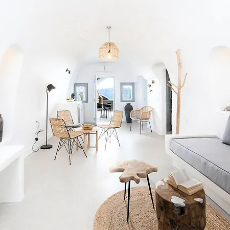 Caldera Horizon Grand Cave Oia, Santorini Private Terrace Outdoor Hot Tub Breathtaking Caldera Views Βίλα *